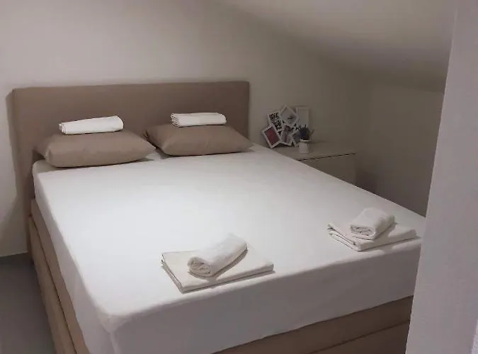 Glavinic Guest house 3*