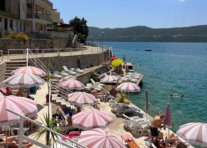 Glavinic Guest house 3*